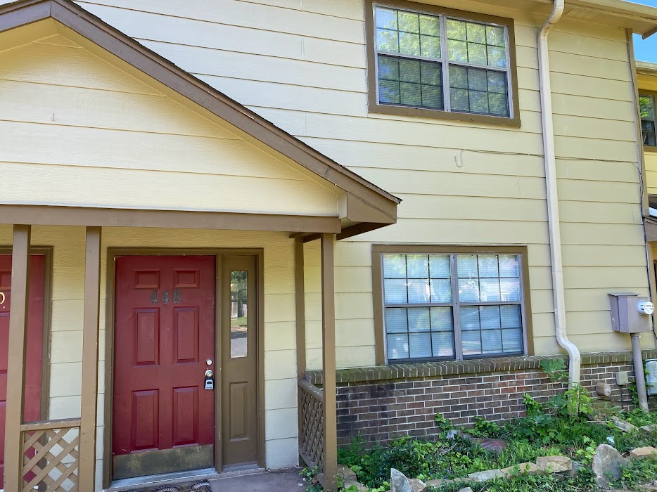 448 Oakland Road - 1
