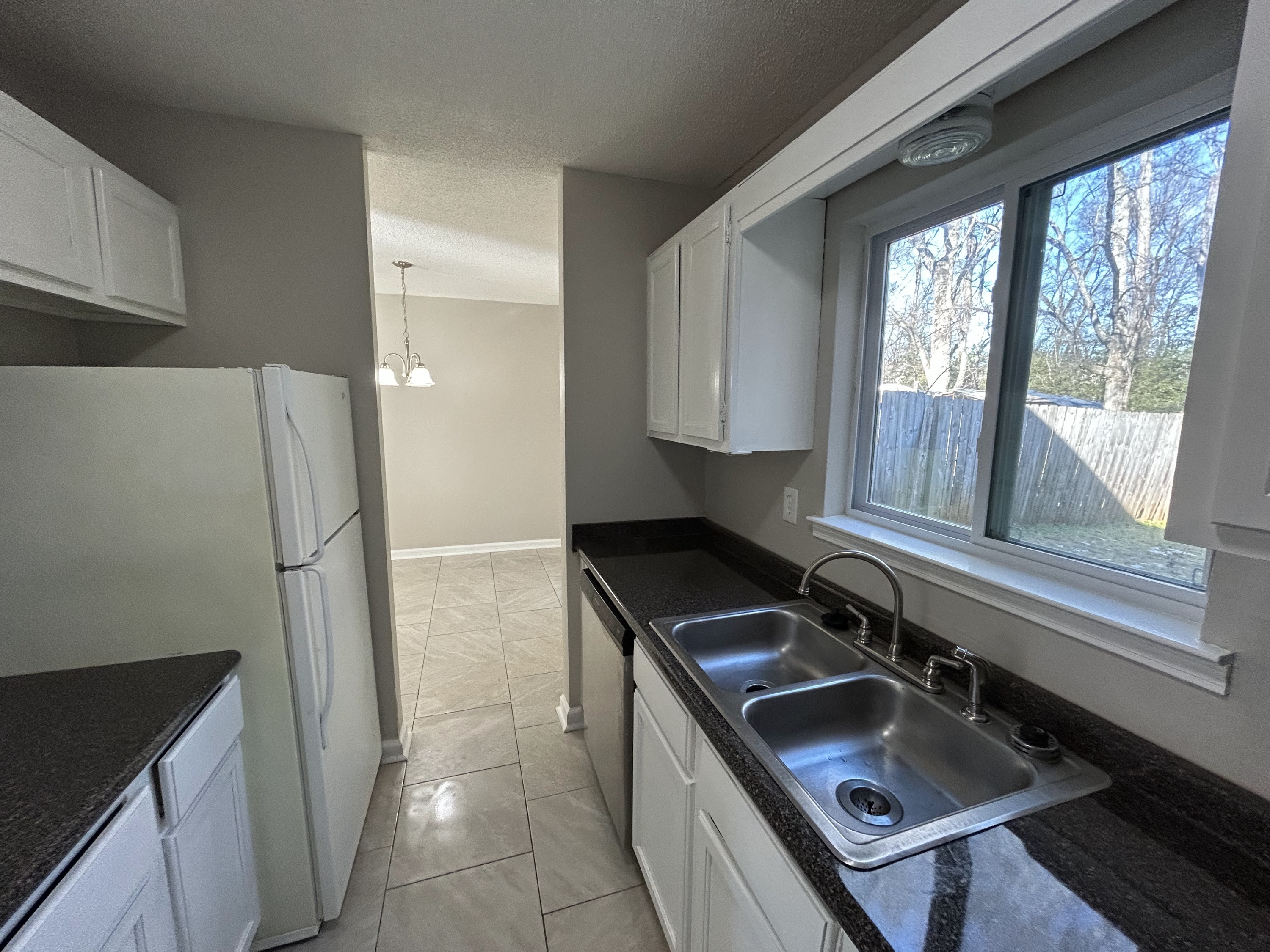 413 Oakland Road - 1